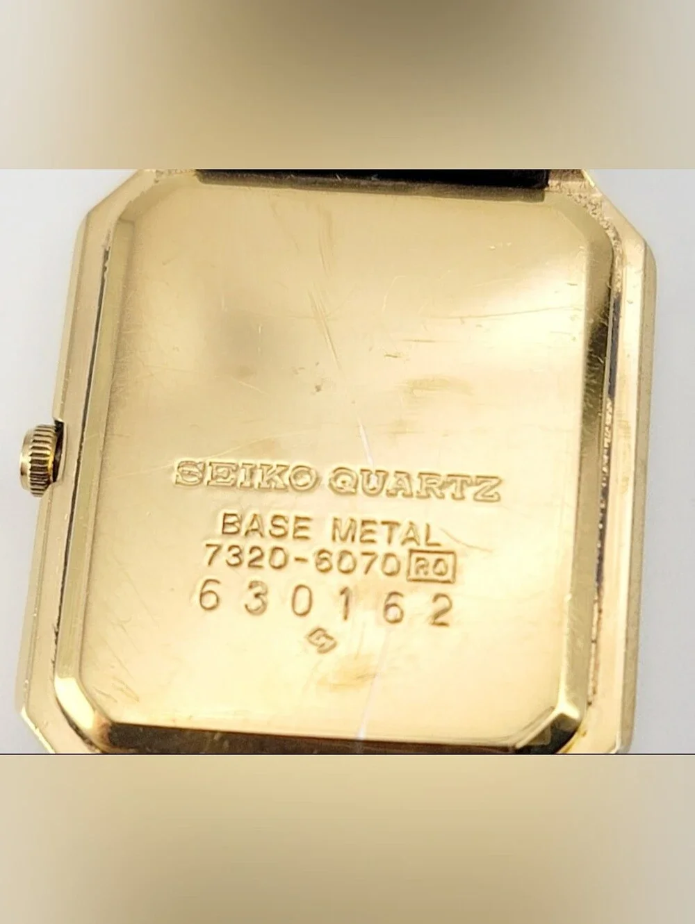 Vintage Nina Ricci 7320-6070 Seiko Quartz Gold Tone Tank Watch Black Dial
